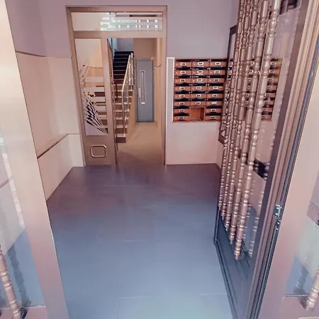 Sagasti דירה ברקלדו